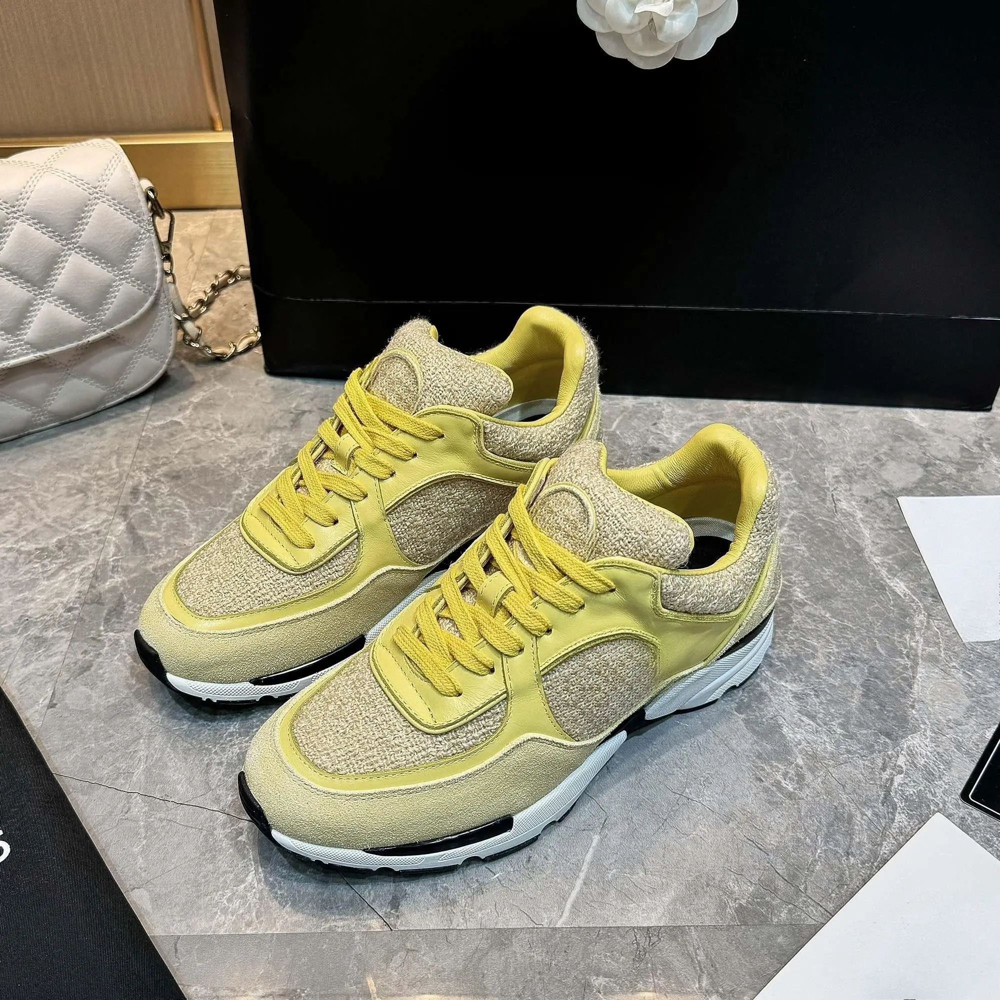 Unisex Trendy Retro Platform Sneakers Tweed & Suede Leather Splicing Lace-up Lightweight Daily Athletic Footwear