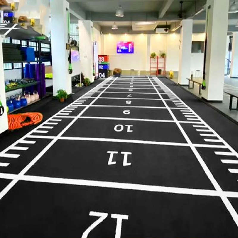 Tappetini per erba artificiale multiuso per tappeti da palestra in materiale PP nero e verde personalizzato per sport fitness e pista da slitta