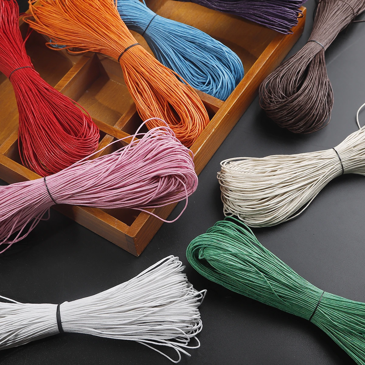 Fil ciré en coton coloré de 1 mm, 60 mètres/rouleau, cordon tressé fait main pour travaux d'aiguille, porte-clés, artisanat, couture DIY, matériaux de décoration