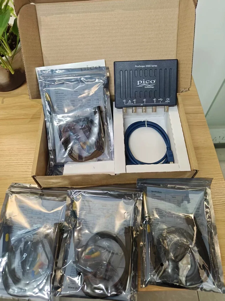 

PICOSCOPE 2406B PC USB Oscilloscope, PicoScope 2000 Series, 4 Channel, 50 MHz, 1 GSPS, 32 Mpts, 7 Ns