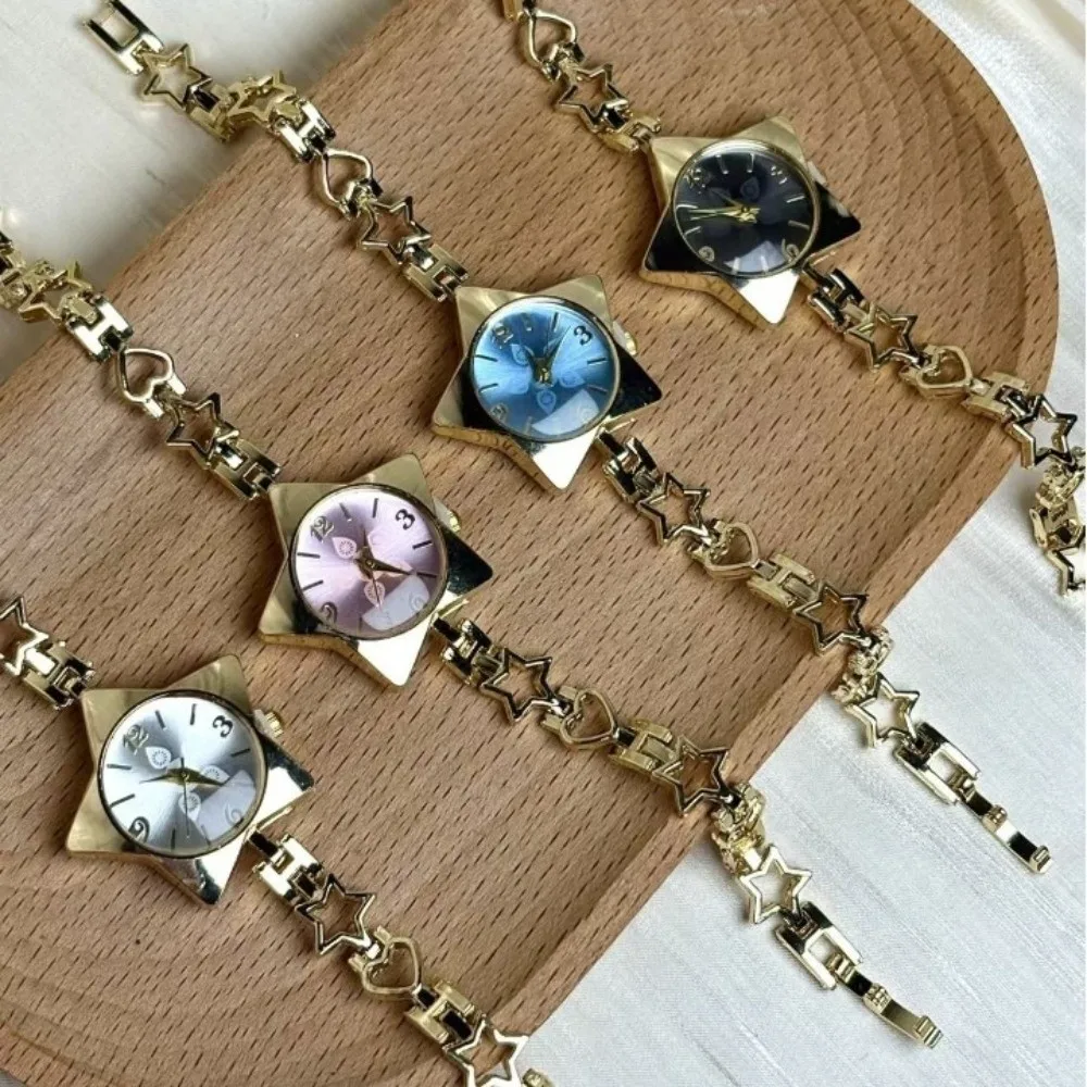 Alloy Women Watch Quartz Movement Adjustable Ladies Bracelet Watch Luxury Creative Style Star Bracelet Watch Holiday Occasion