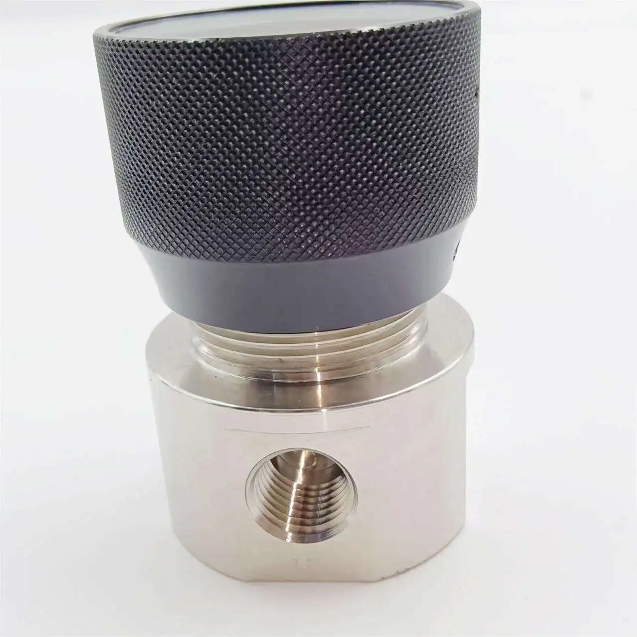 Model Factory Direct Sale High-Purity Stainless Steel Pressure Regulator For O2 Noncorrosive Gas Low-viscosity Liquid