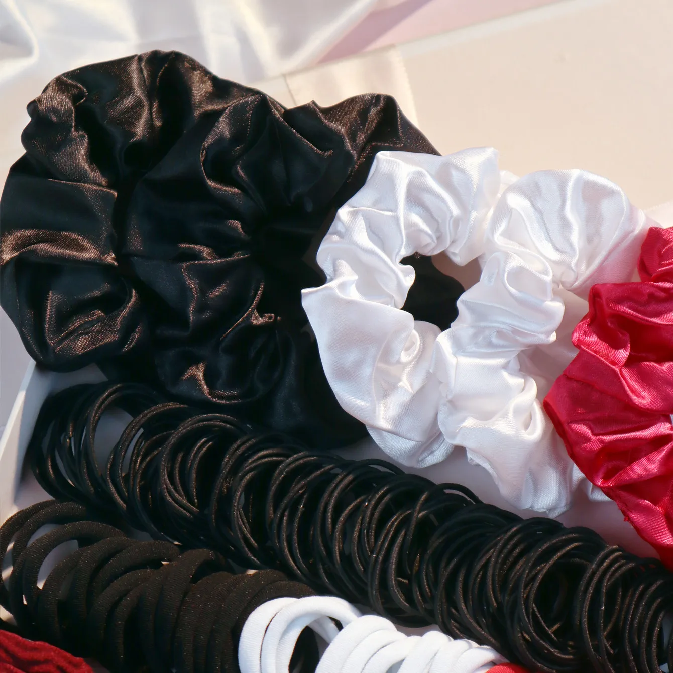Black, White, Red, Hair Accessories Set for Women, Seamless Ponytail Holders Variety Hair Scrunchies For Women Lady 2024 New