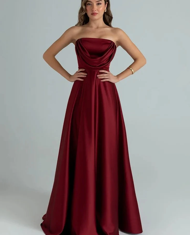 Vrouwen elegante mouwloze rugloze ruches a-lijn avondjurken vestido strapless satijnen sexy maxi-jurk