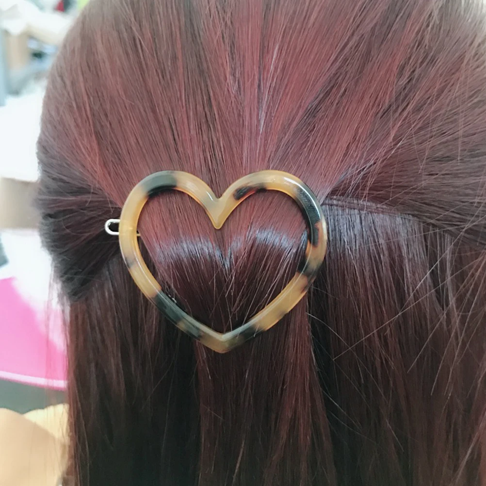 

3pcs Leopard Style Hairpins Resin Hair Clips Fashion Shape Barrette Headdress for Woman Lady Girl (Random Pattern)