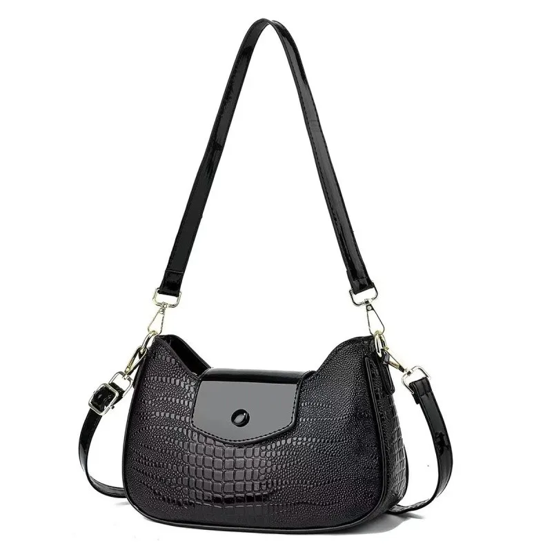 high-quality-women's-shoulder-bag-classic-fashion-decoration-chain-strap-crossbody-bag-elegant-design-handbag
