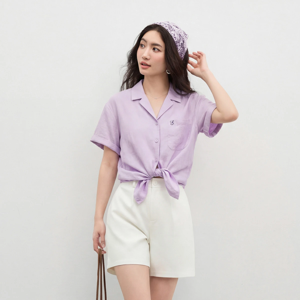 

SENTUBILA Women's Short Sleeve Shirt 2026 Summer New Minimalist Office Camp Collar Embroidery Pocket Straight Blouse 162CA5888