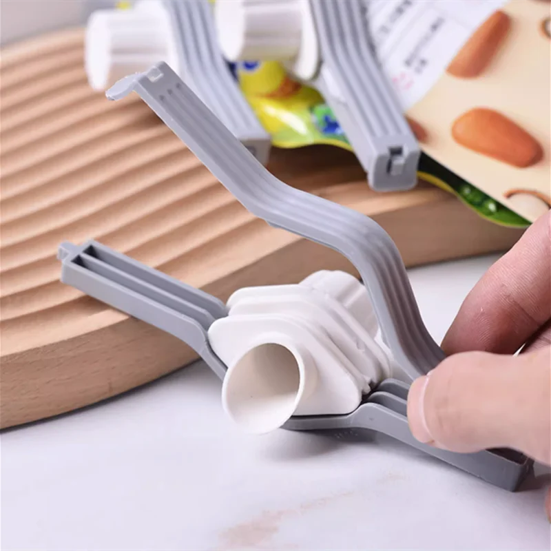 Screw Cap Sealing Clip Seasoning Bag Milk Powder Salt Bag Sealing Clip Snack Food Preservation Clip Gadget Kitchen Accessories