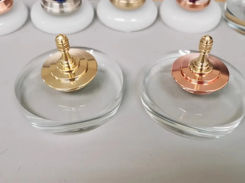 New 1PC Copper Body+ Brass Handle Hand Twisting Spinning Top Gyroscope Spinner Gyro Toy