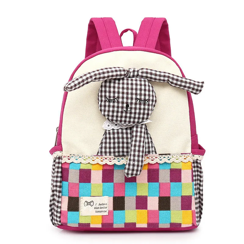 Modischer Kinderrucksack, Schulranzen-Design - close-up view