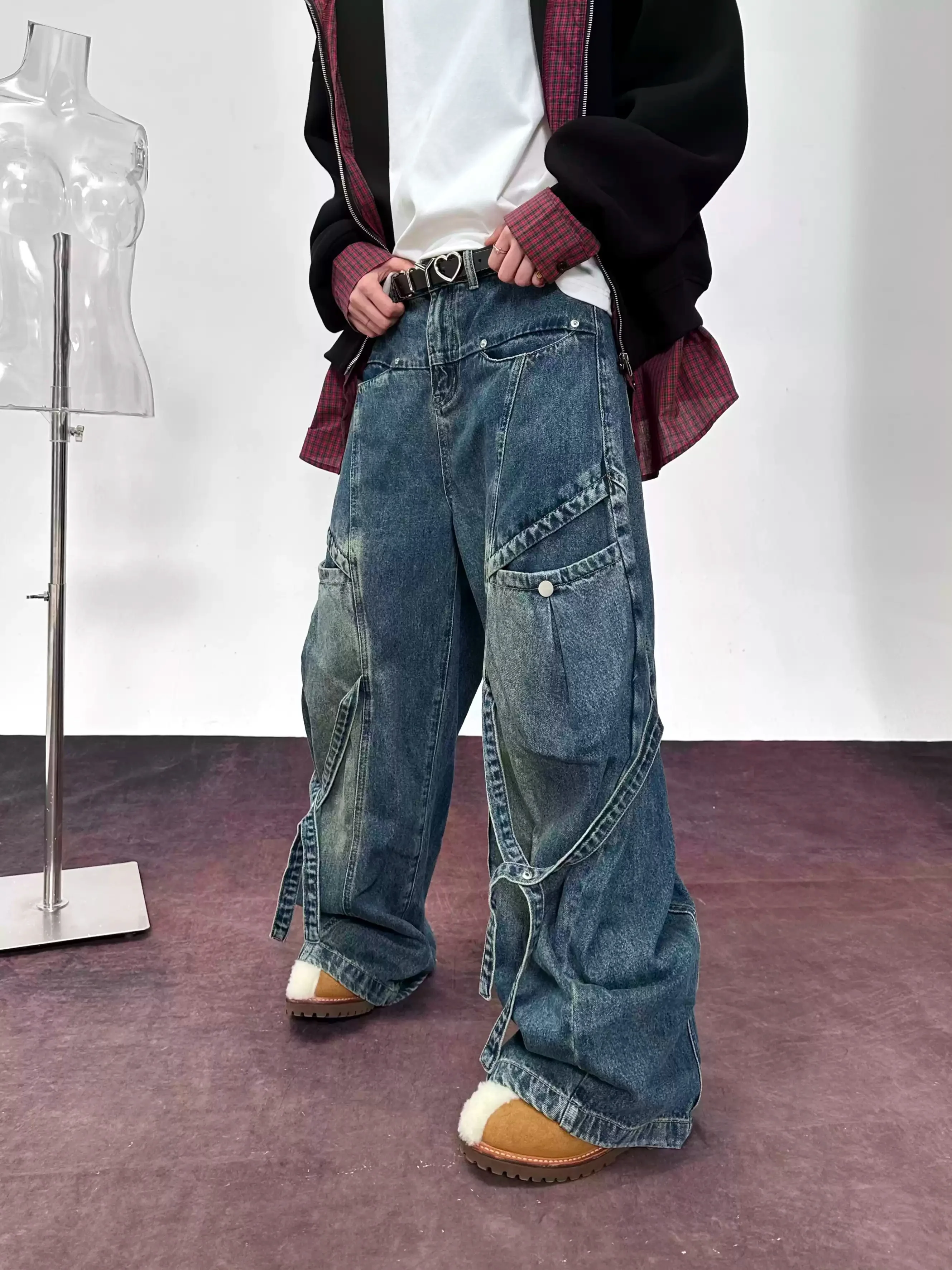 

Fashion Brand Original Tie Design Big Pocket Washing Distressed Bule Denim Pants For Man Loose Straight Wide Leg Pants