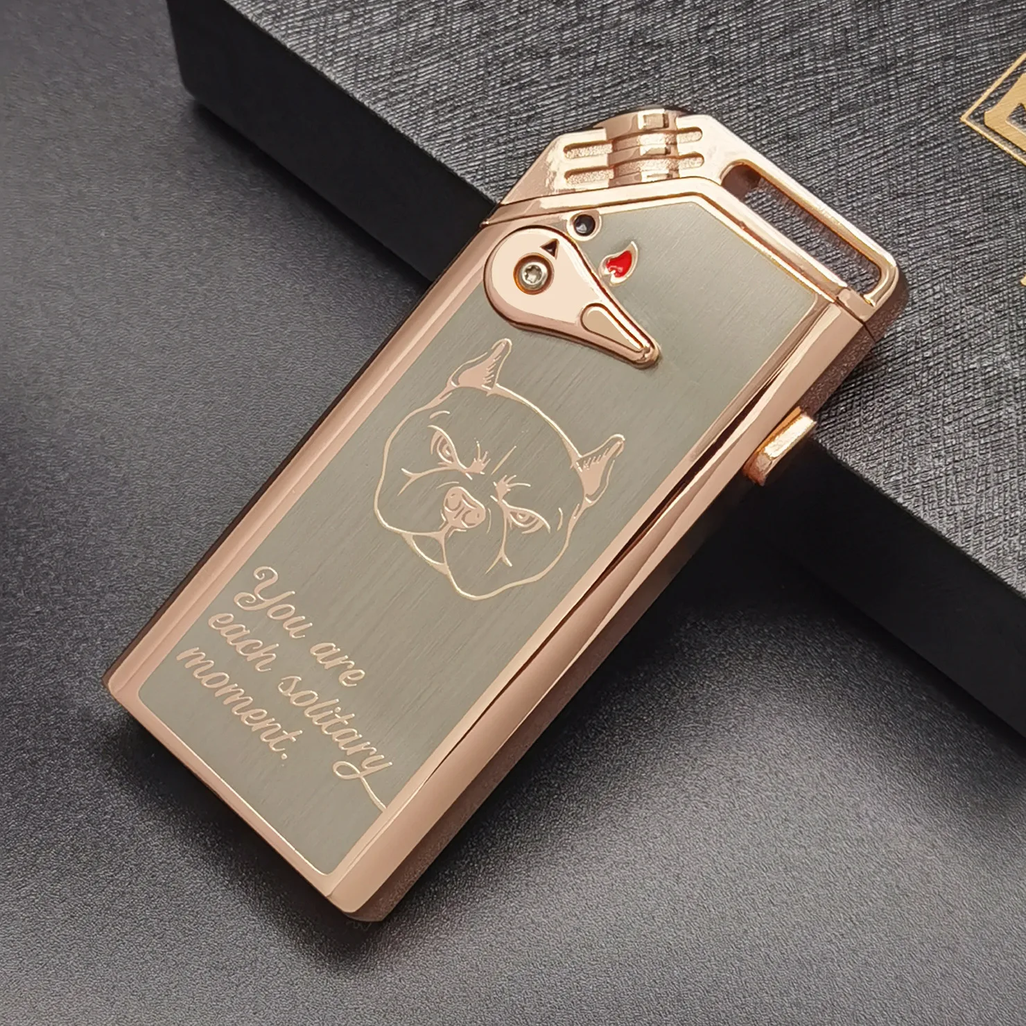 Chenlong 1801 لهب مفتوح ولهب مزدوج قابل لإعادة الملء ولاعة مقاومة للرياح الراقية شخصية إبداعية للرجال هدية مع صندوق هدايا معدني