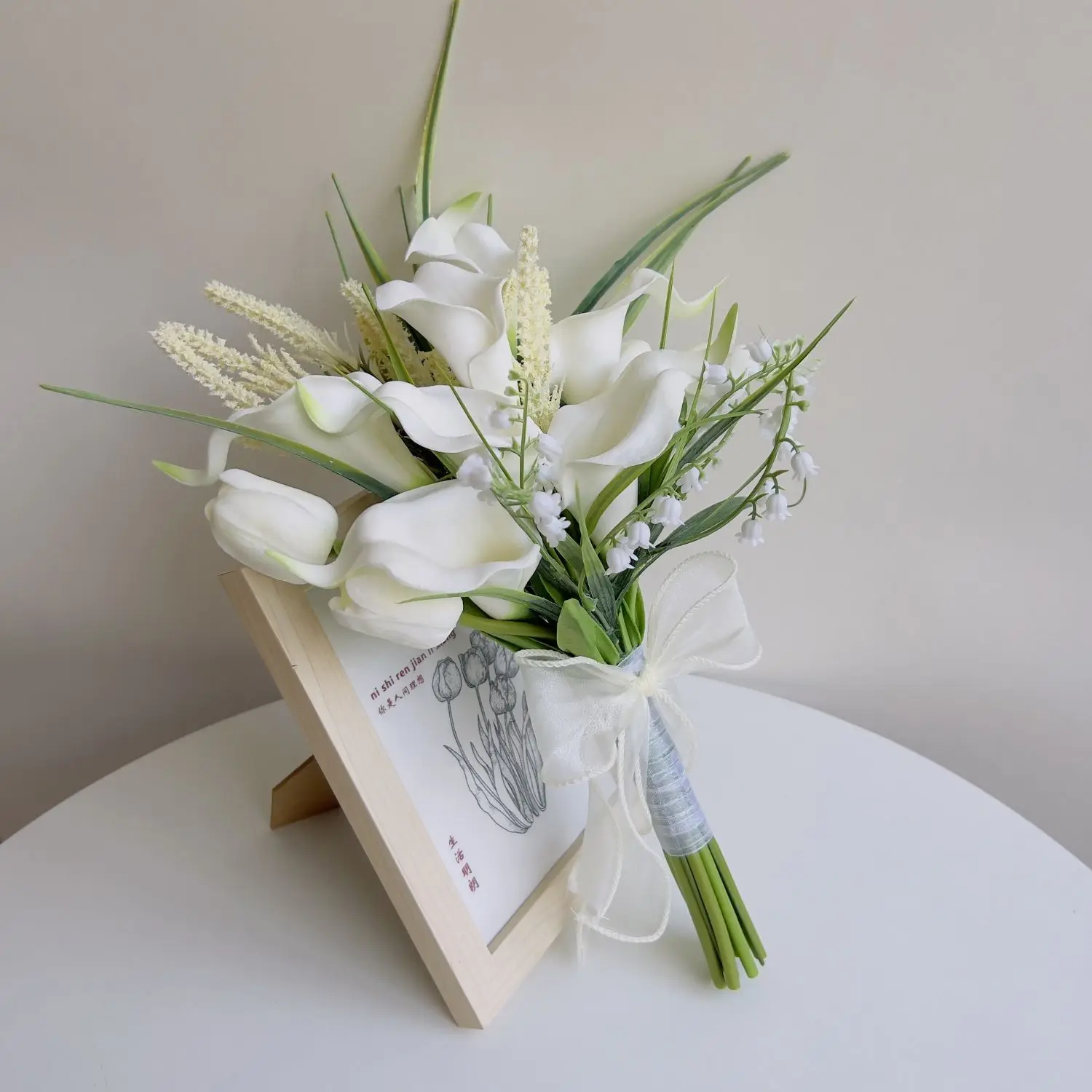 Bouquet de Mariage à la Main pour Patients, Fleurs Artificielles pour Demoiselle d'Honneur, Accessoires pour Patients