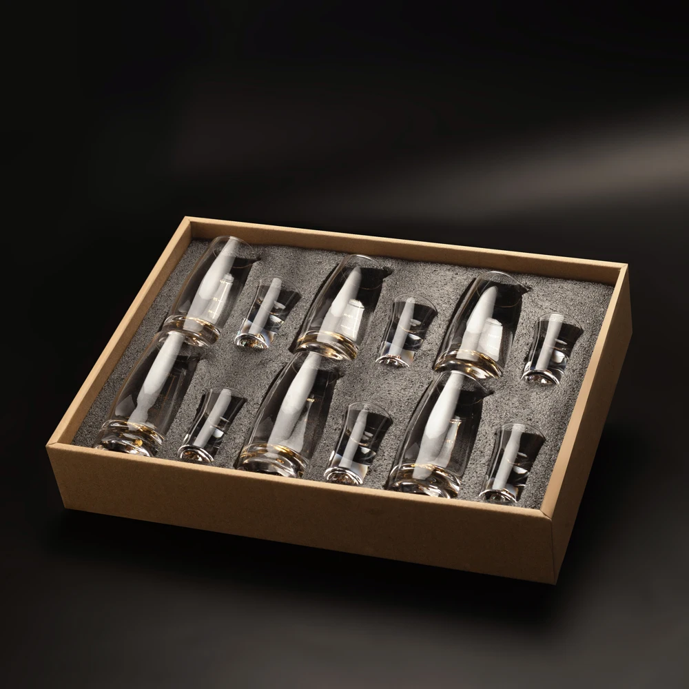 

12pcs Golden Mountain Short Cup Set Wine Splitter Gift Box Liquor Glass Vodka Brandy Soju Cup Chinese Wine Glasses Gift for Man