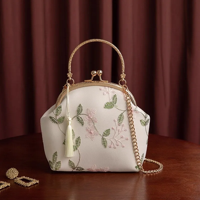 

Wedding Bag Small Chain Women Shoulder Crossbody Bag Fringe Bags Vintage Embroidery Lace Flowers Shell Lock Purses for Women