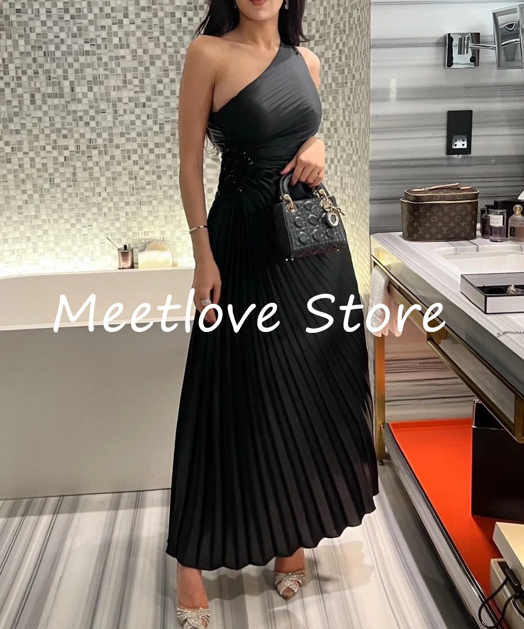 

Meetlove Long dresses فساتين السهرة Ruffle فساتين للحفلات الراقصة Dresses for special events One-shoulder Party dresses