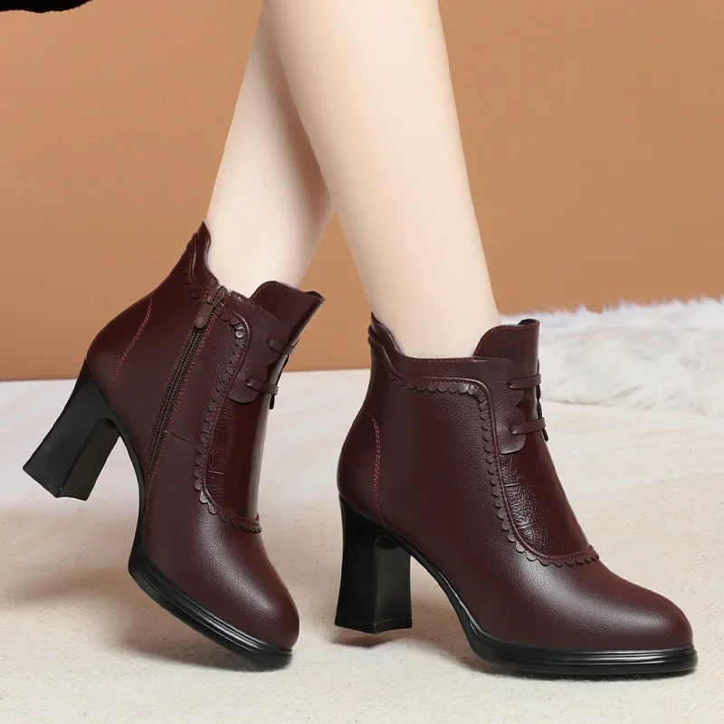 

5cm 8cm Fashion Breathable Soft Leather Block High Heels Shoes Women Fall Winter 2024 Warm Fur Plush Ankle Boots for Office Mom