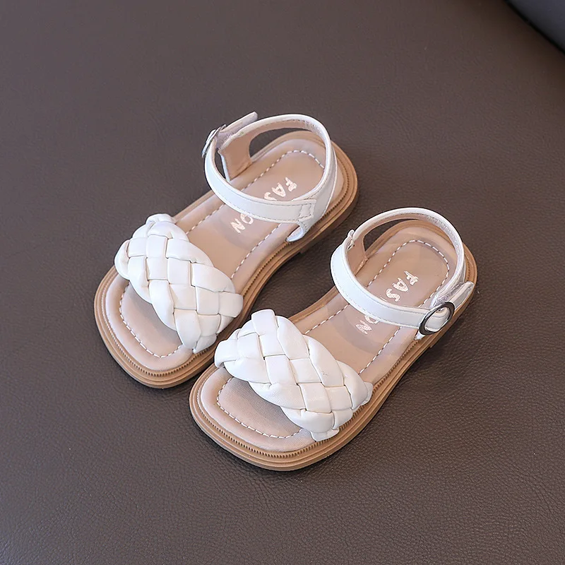 Fashion Design Girls Sandals Summer Children Beach Shoes Girls Open-toed Sandals Soft PU Leather Flat Knitted Sandals For Girl