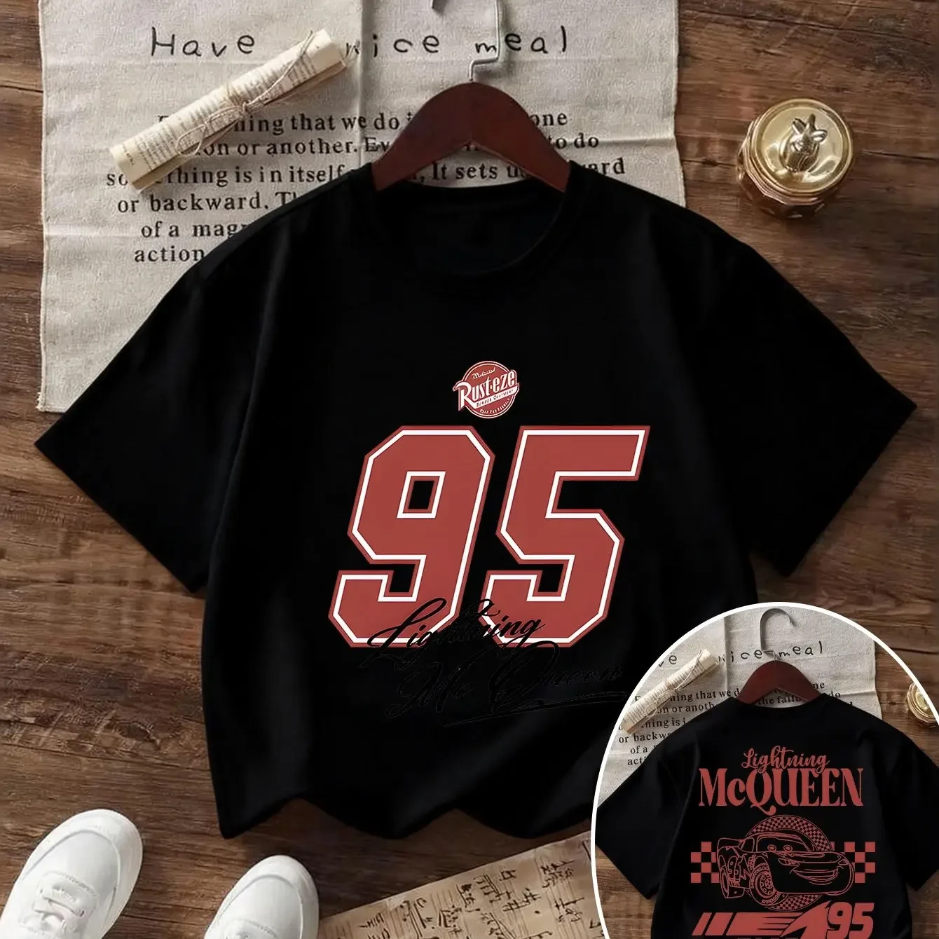 

Футболка Disney из 100% чистого хлопка с короткими рукавами и принтом гоночного автомобиля McQueen 95. Модная повседневная футболка с короткими рукавами.