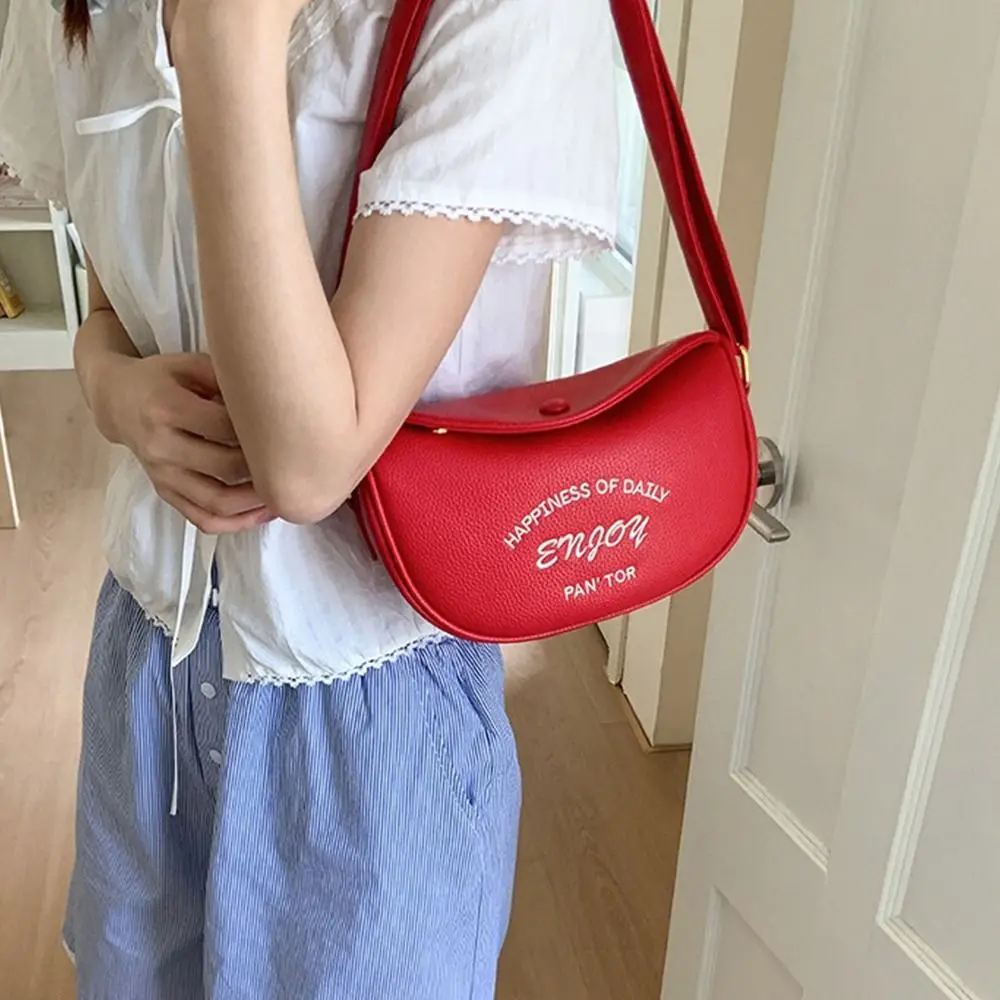 

Fashion Korean Saddle Bag Embroidery Letter Shoulder Bag Pu Leather Luxury Handbags Women