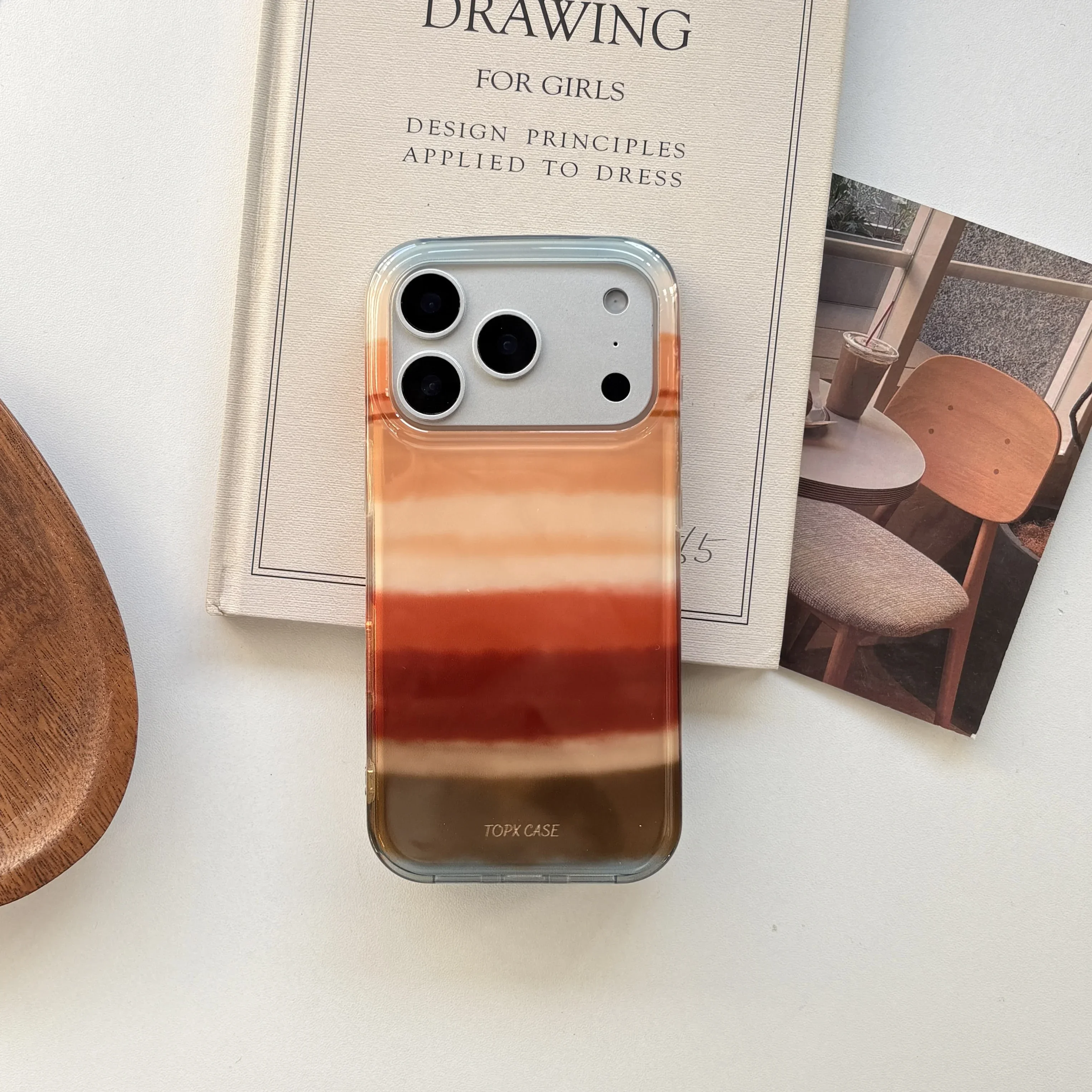 Autumn Winter Retro Gradient Earthy Stripes Protective Phone Case Suitable for iPhone 17 Pro 16 15 Pro Max