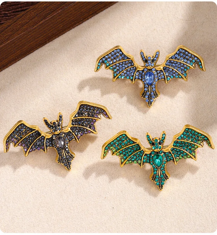 European and American fashion cartoon animal water diamond bat brooch full diamond alloy brooch accessory