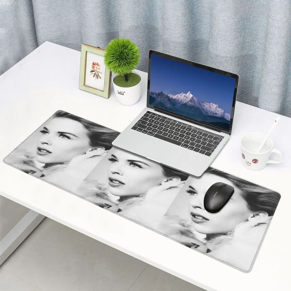 Large Mouse Pad Kylie Minogue - Collage Gamer PC Laptop Mats Keyboard Carpet Computer Gaming Office Accessories Desk Mat