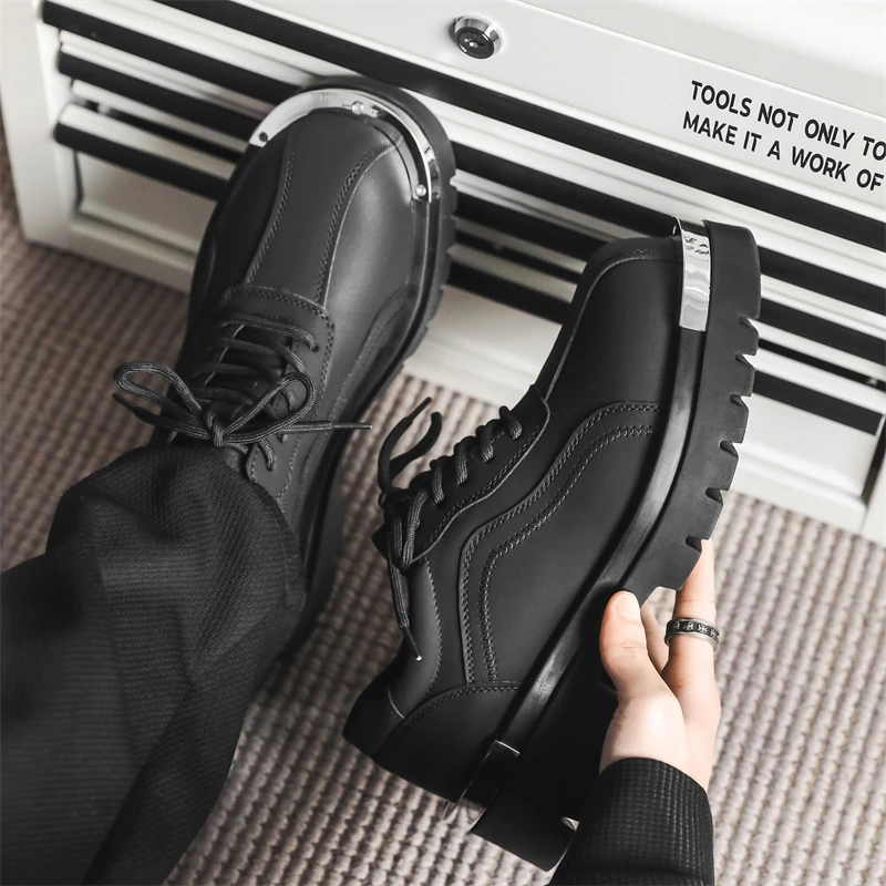 High Quality Trends New Men's Shoes Versatile Fashion Platform Sneakers Men Spring Comfort Running Daily Commute Casual Shoes