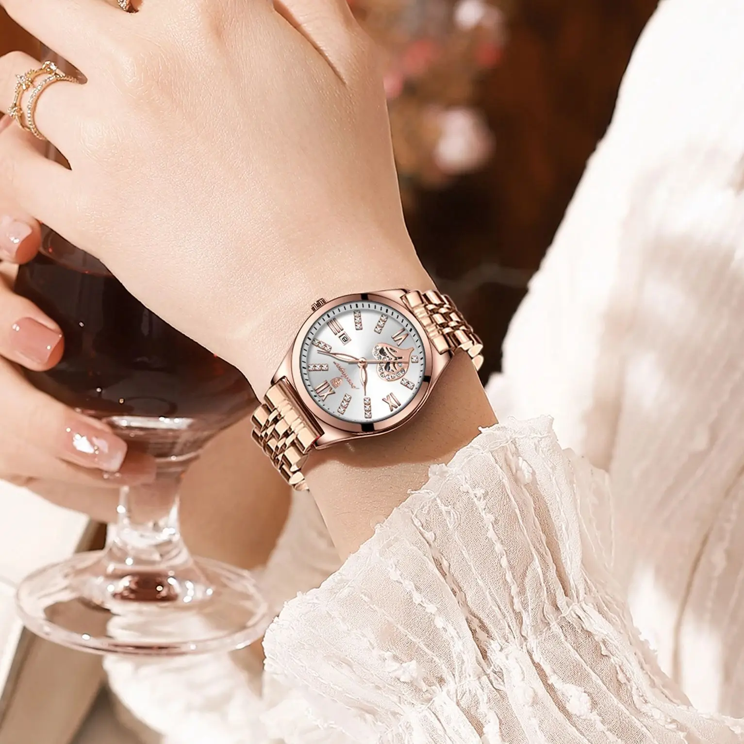 Women's Exquisite Luxury Waterproof Luminous Date Watch
