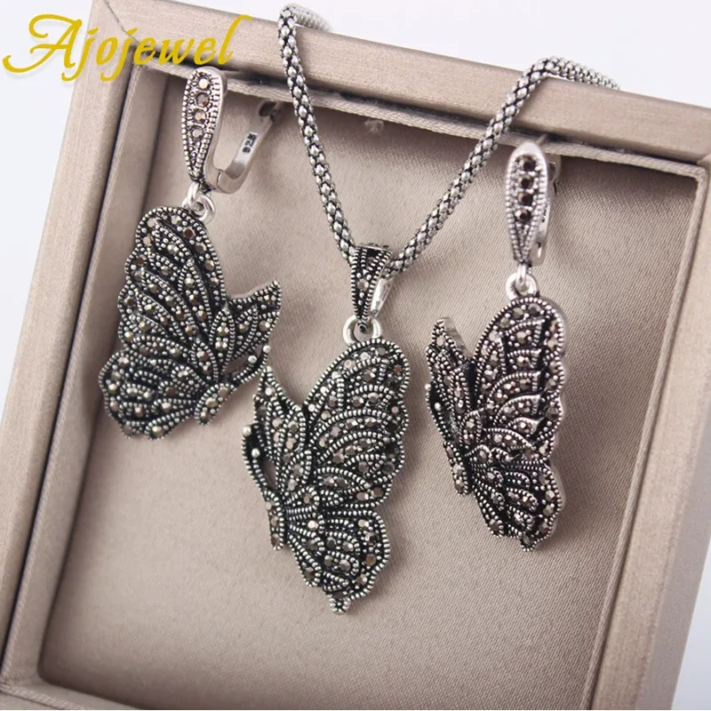 Size 7-10 Women\'s Vintage Butterfly Jewelry Sets Retro Animal Jewelry Necklace And Earrings