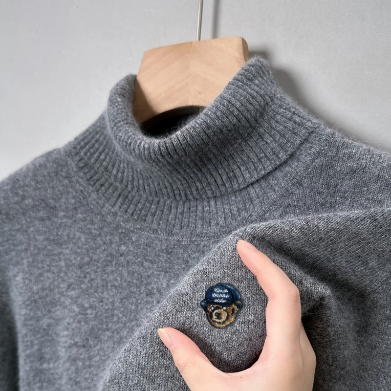 

Turtleneck Bear Embroid Wool Sweater Fashion Brand Luxury Thicken Pullover British Soft Comfortable Hot Sales Winter Men's Wear