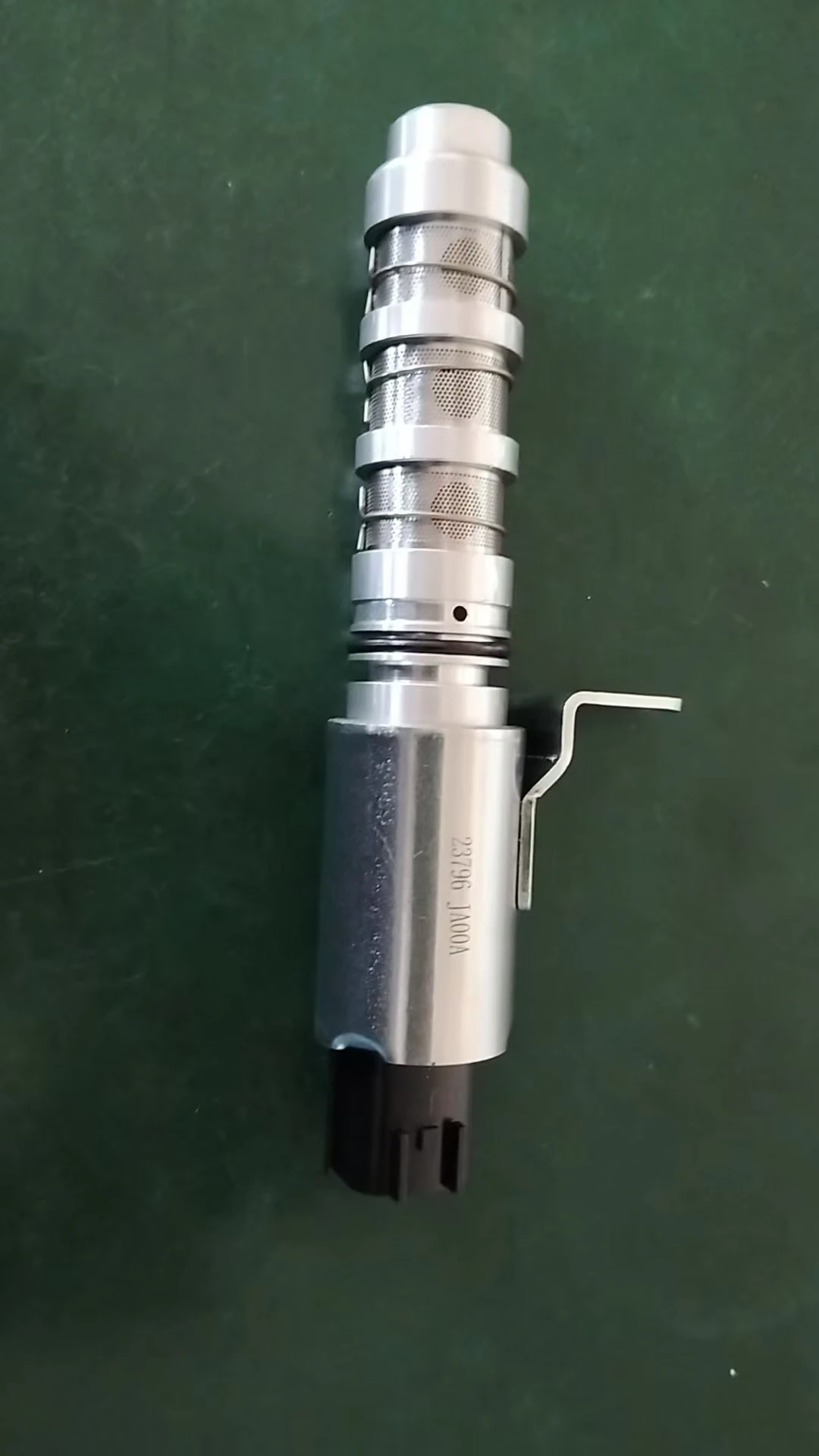 Oil Control Variable Valve for qr25 x-trail t31 Timing Solenoid VVT Valve 23796-JA00A