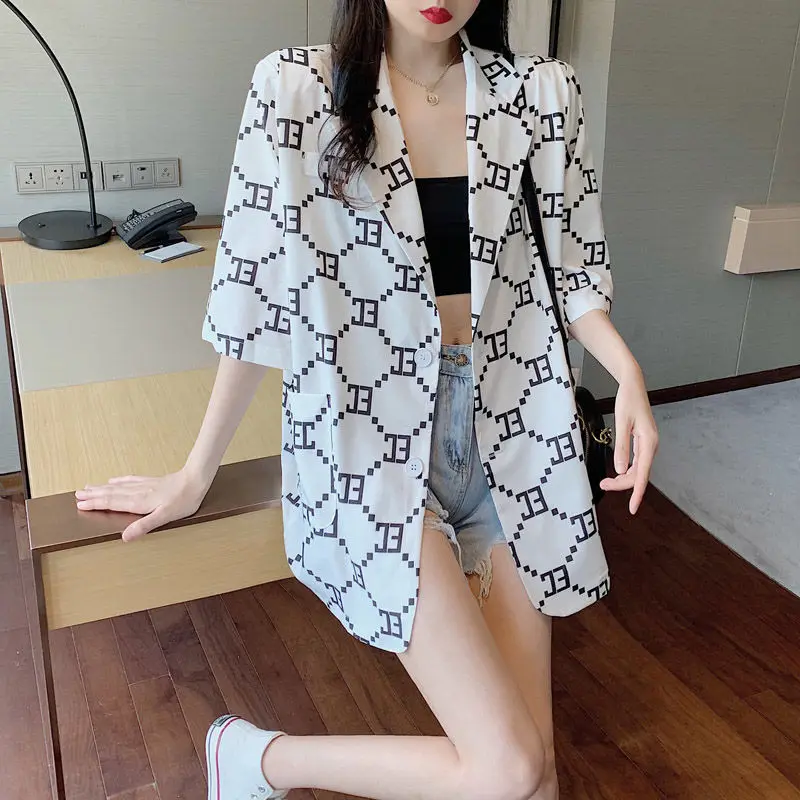 Large Size Hong Kong Style Fashion Small Suit Jacket Female 2024Summer New Short-Sleeved Outwear Temperament Sunscreen Suit Coat