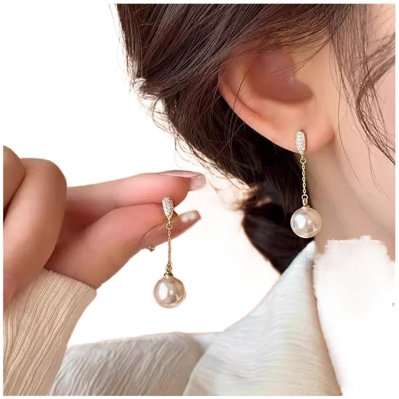 

НАТУРАЛЬНАЯ ПАРА СЕРЬГИ С БЕЛЫМ ЖЕМЧУГОМ ЮЖНОГО МОРЯ 9-10 ММ