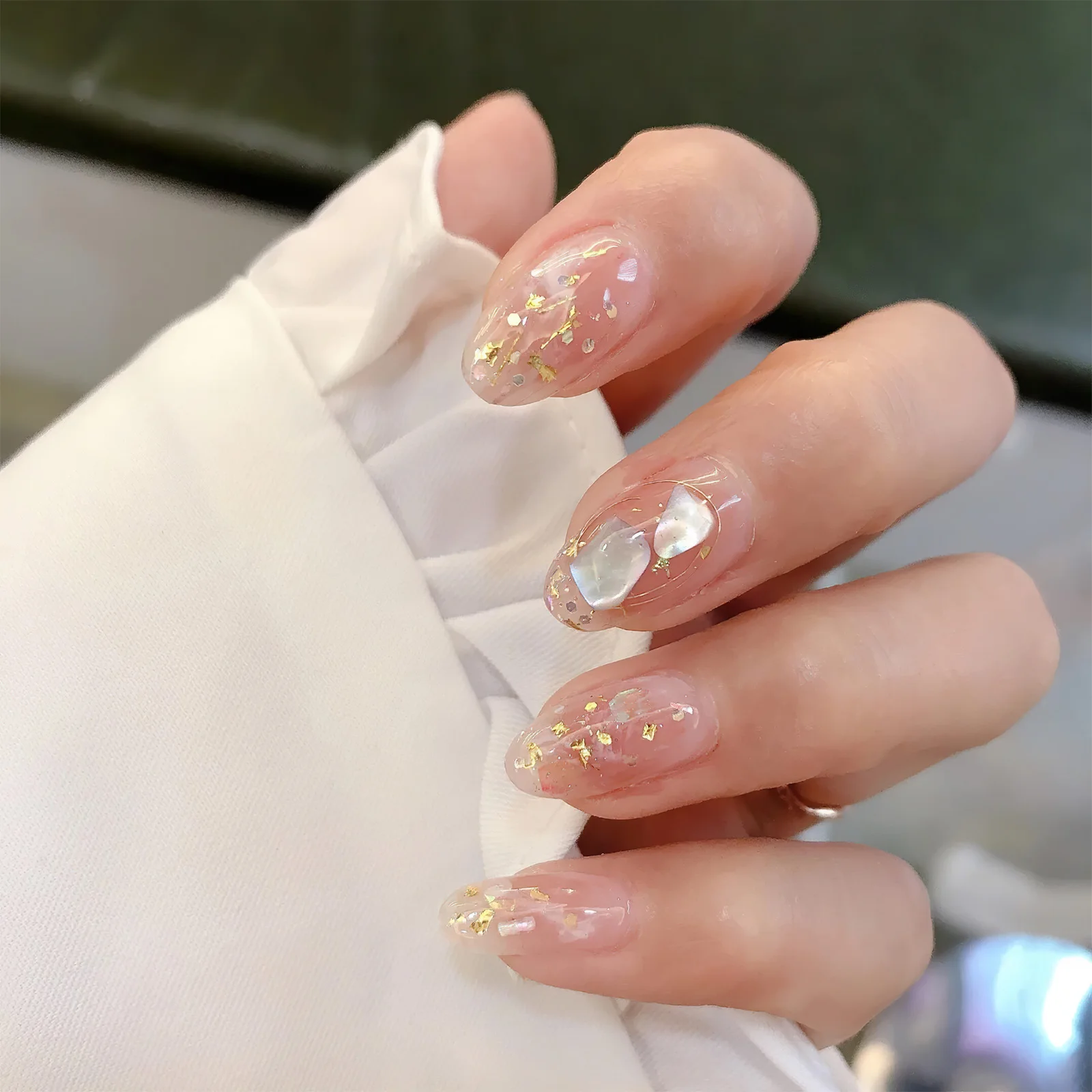 

400 Pcs Metallic Foil Craft Crafts Crafting Nail Wraps Flakes Multi-colored Paper Kit for Decor