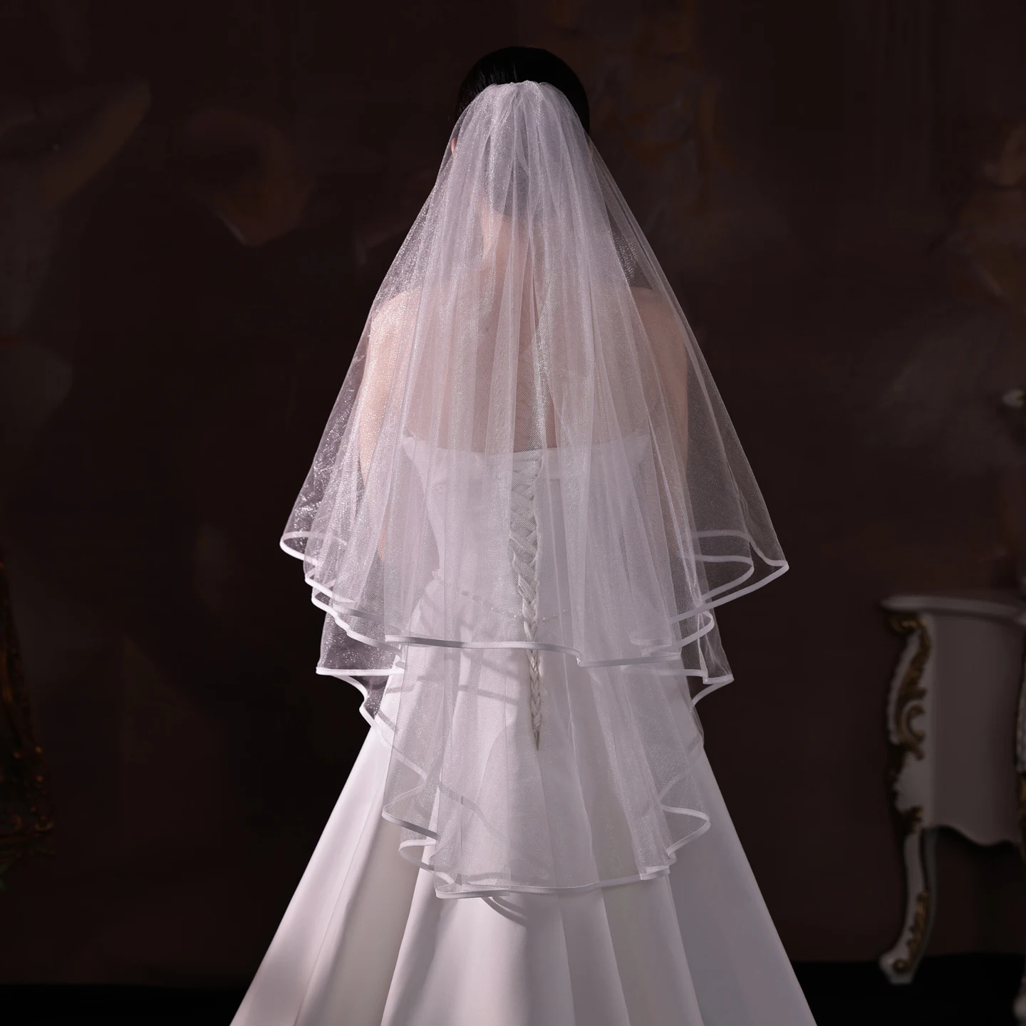 

V541 Белая сверкающая ромбовидная сетчатая фата, винтажная двухслойная короткая свадебная фата с краями, закрывающая лицо, свадебный головной убор