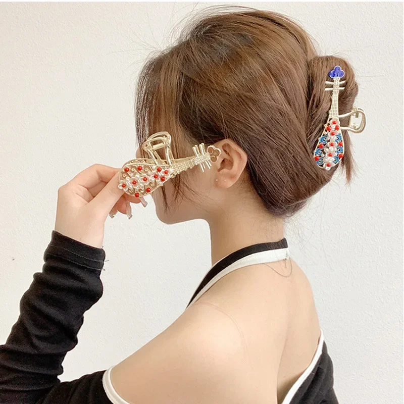 Retro Fan Shape Fringe Ponytail Clip Butterfly Flower Shark Clip Girls Elegant Pearl Hair Crab Hair Clip Luxury Hair Accessories