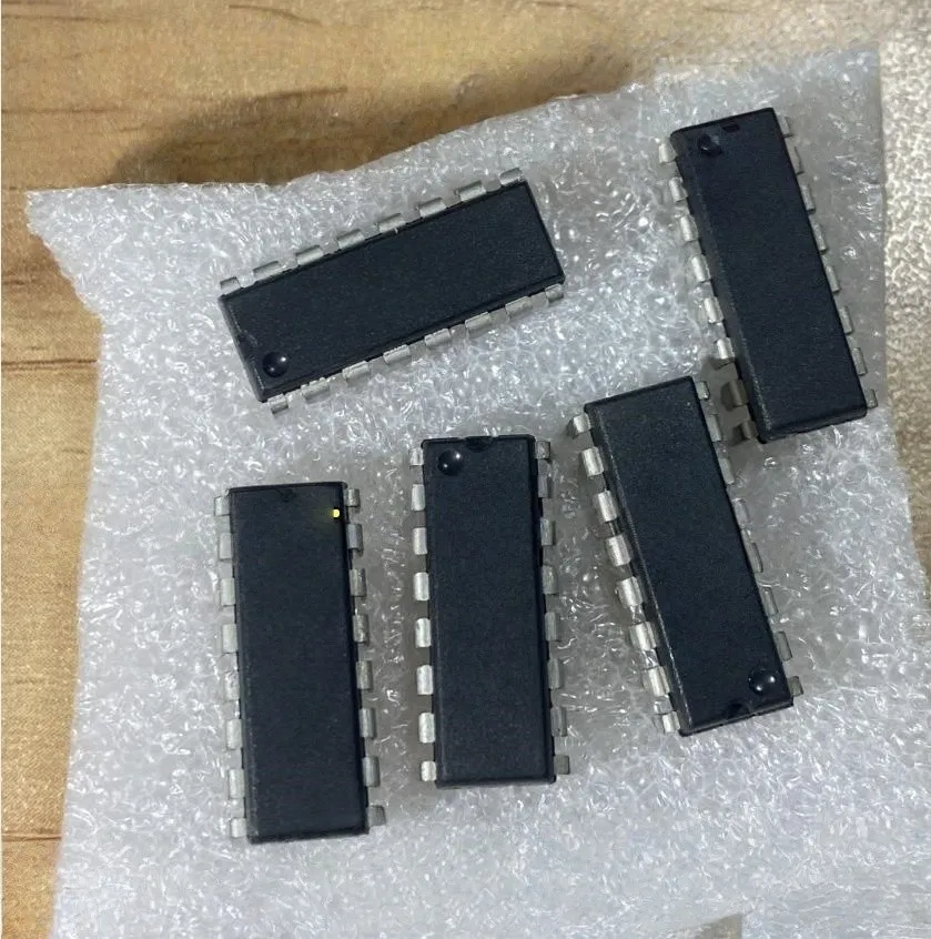 1-10PCS UC2825BN UC2825 AD8561ANZ AD8561AN AD8561 TLE5216G TLE52166 TLE5216 1629A5-U6C SSS1629A5-U6C