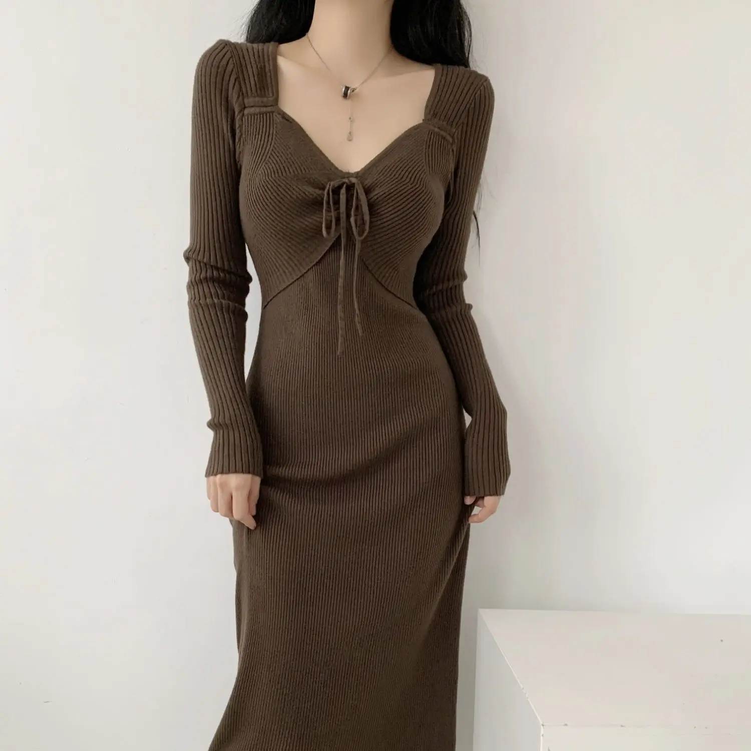 Korejpaa 2024 Autumn Knitted Dress French Elegant Twisted Strap Sweater Dresses Women Korean Fashion Slimming Bodycon Vestidos