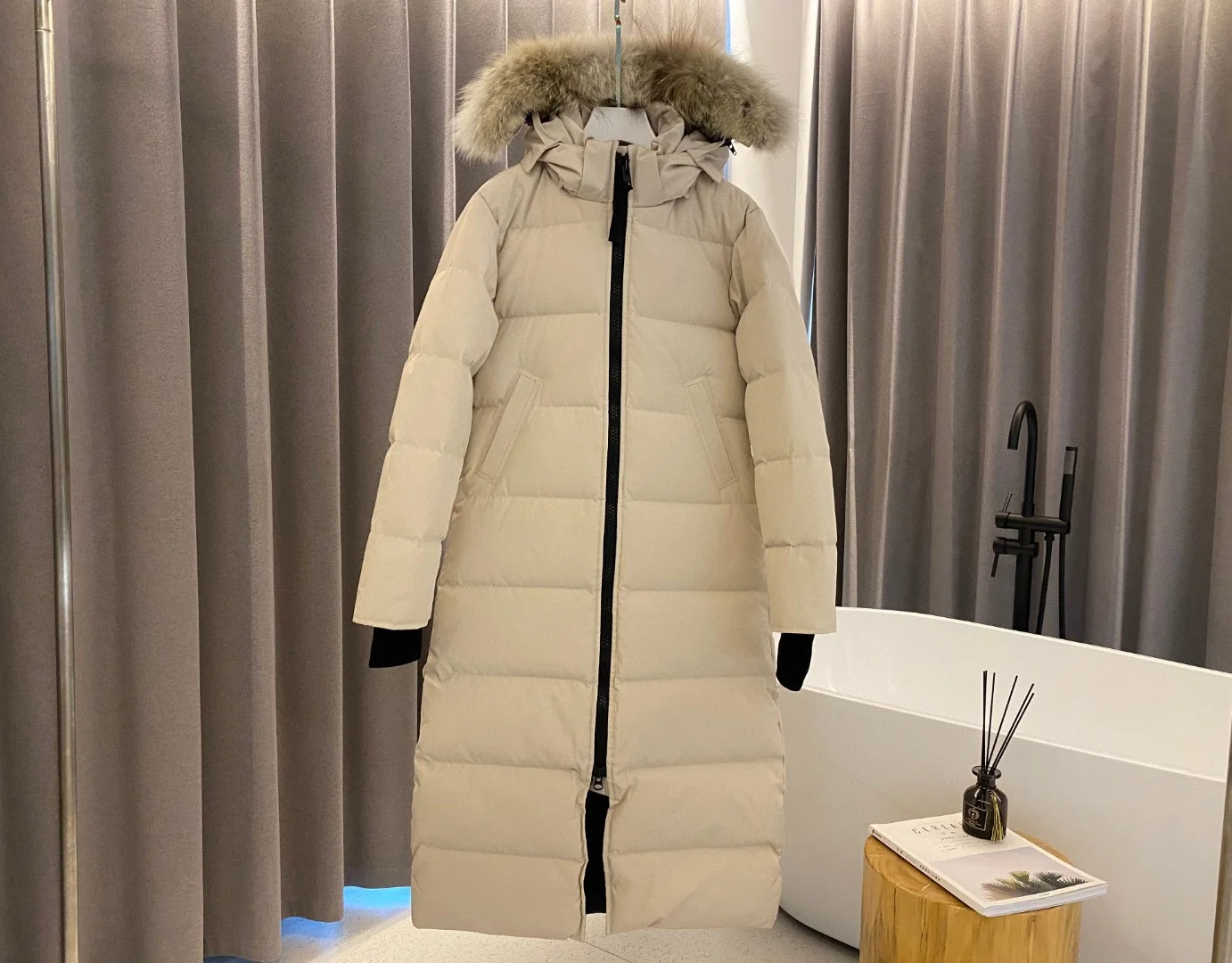 Women\'s Winter Long style Down Jacket Famous designer designed Luxury brand high-quality Winter overcoat hooded Snow coat