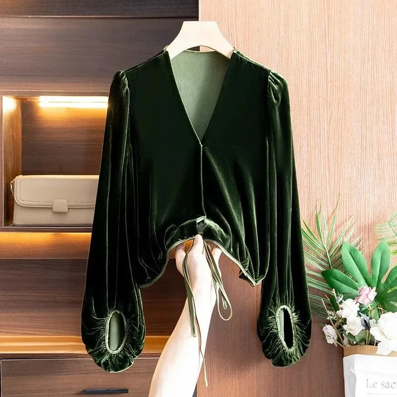 New High End Green Velvet Women\'s Two Piece Set Fashion Elegant Lantern Silk V-neck Lantern Sleeve Pullover Tops + Skirt Suit