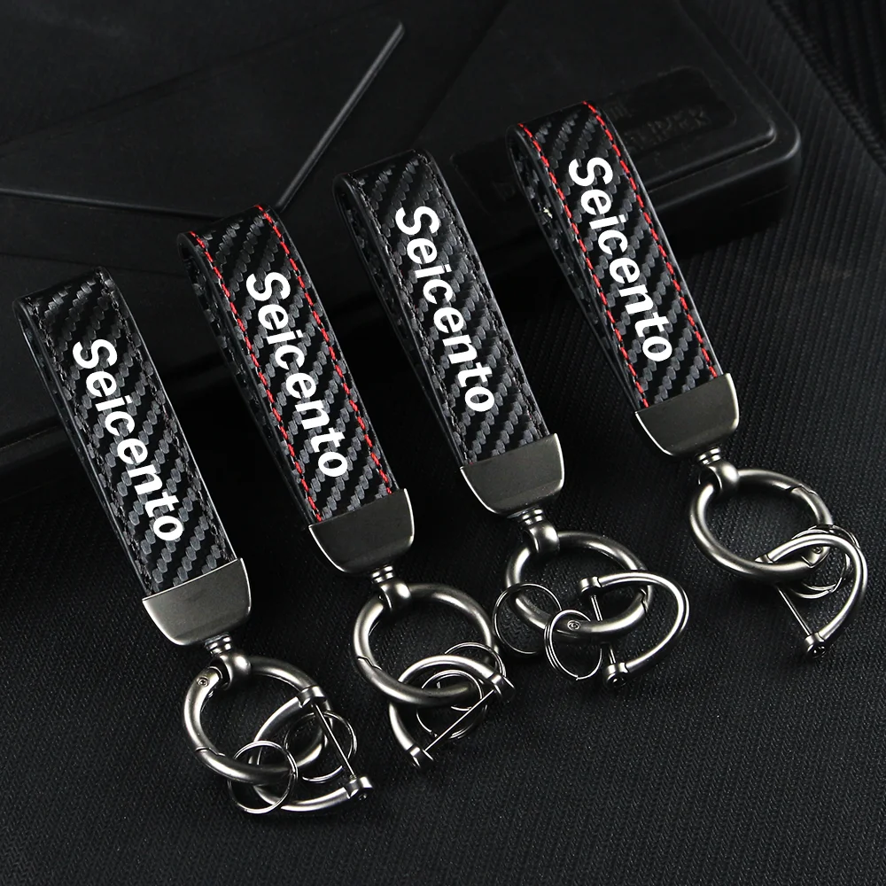 Car Carbon Fiber Leather Rope Car Keychain Key Chain Pendant Keyring Horseshoe Buckle for SEICENTO SIENA STILO Auto Accessories