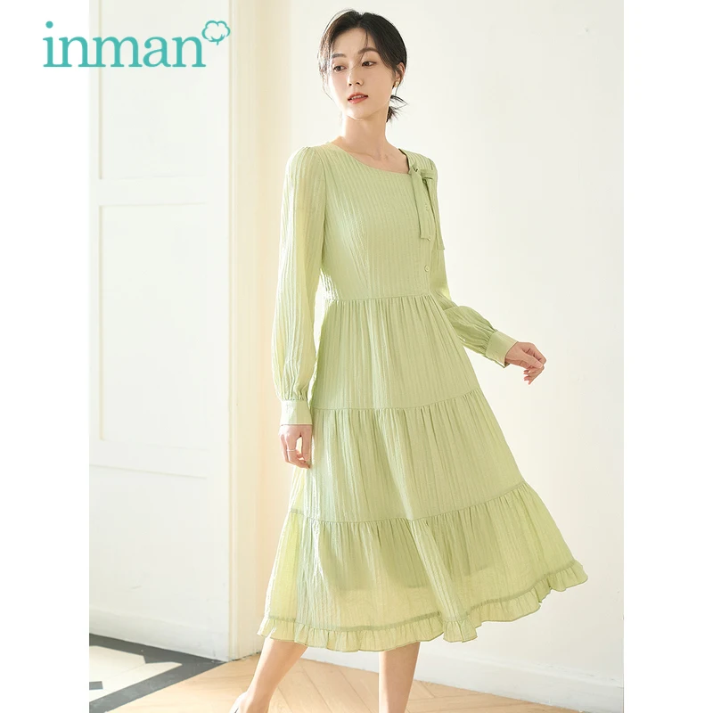 

INMAN Women Dress 2023 Spring Long Sleeve Striped Pleated Texture A-shaped Waistband Gentlest Button Bow Design Gentlest Skirt