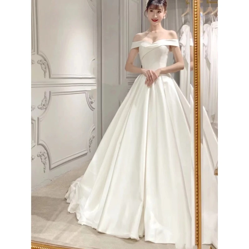 Robe de mariée de luxe en Satin français pour femmes, légère, blanche, tempérament Simple, rétro français, en maille, nouvelle collection été 2025