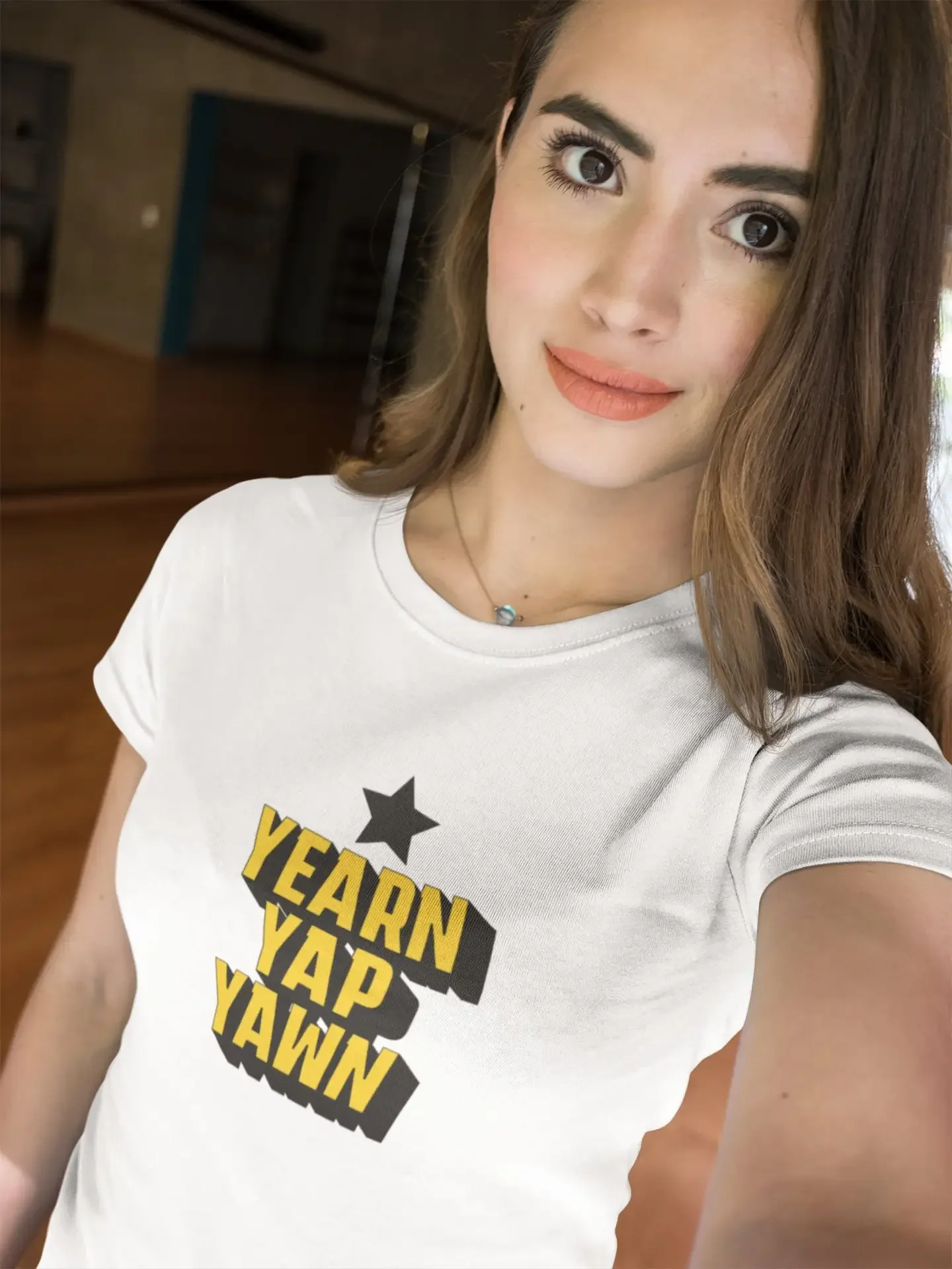 Year Yap Yawn Lustiges T-Shirt Unhinged Yapping Girl Cringe Ugly Dank Meme Cursed