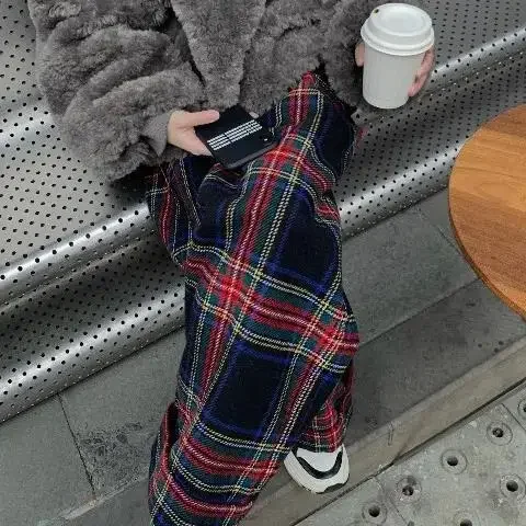 Wide-legged Trousers Women's Autumn and Winter 2024 Velvet Thickened Korean Version Loose High Waist Ins Plaid Y2k Pants