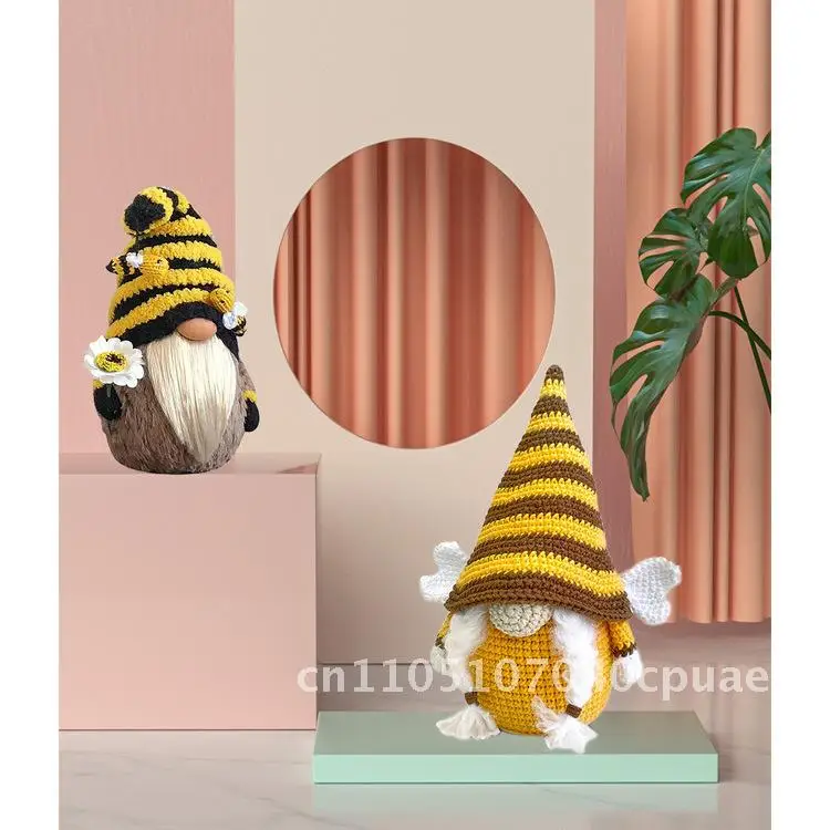 

Christmas Eve Bee Festival Knitted Plush Doll Decorations Cute Xiangri Gui Faceless Doll Ornaments