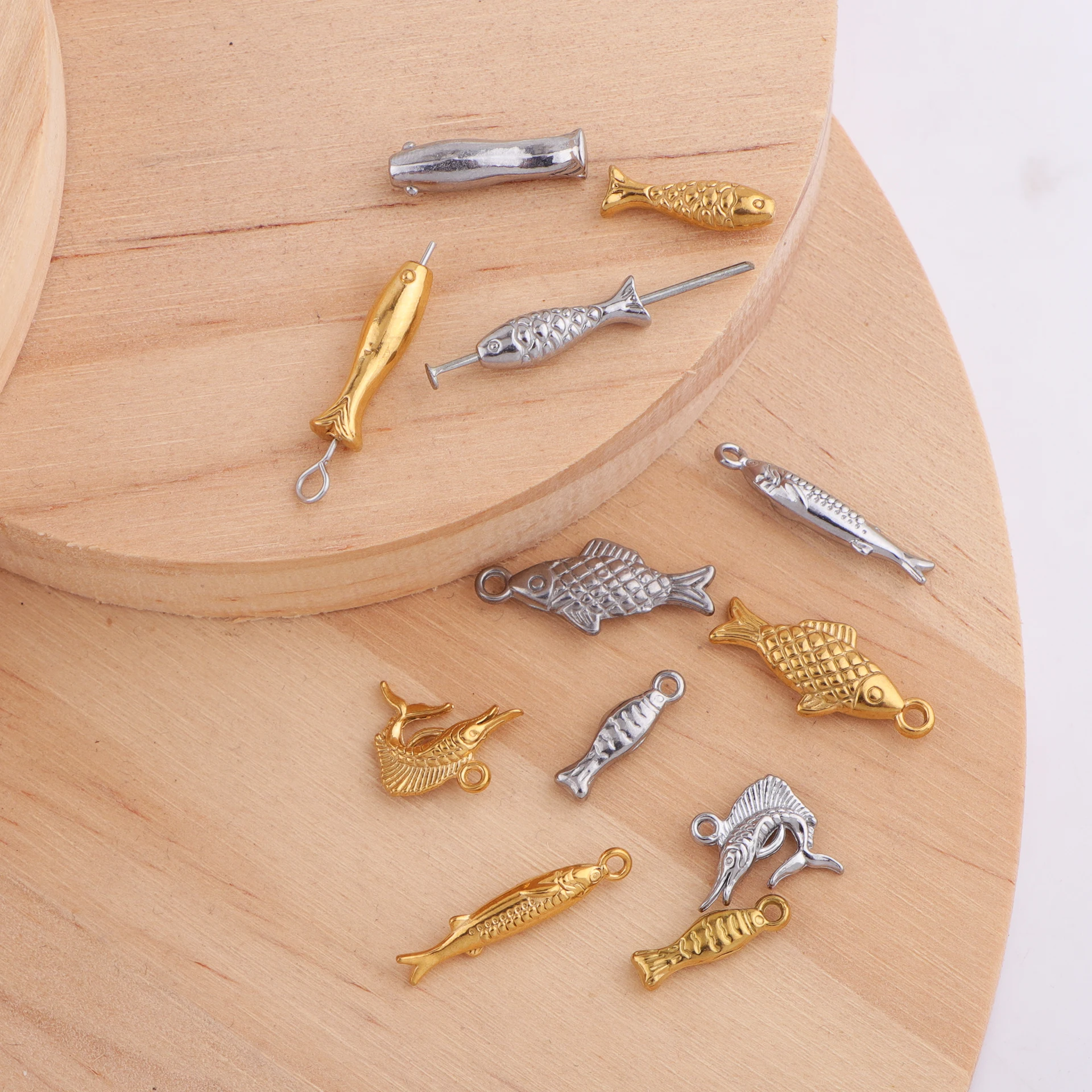 20pcs/lot Stainless Steel Fish Charms Mini Fish Pendant for DIY Necklace Earring Bracket Jewelry Making Accessories