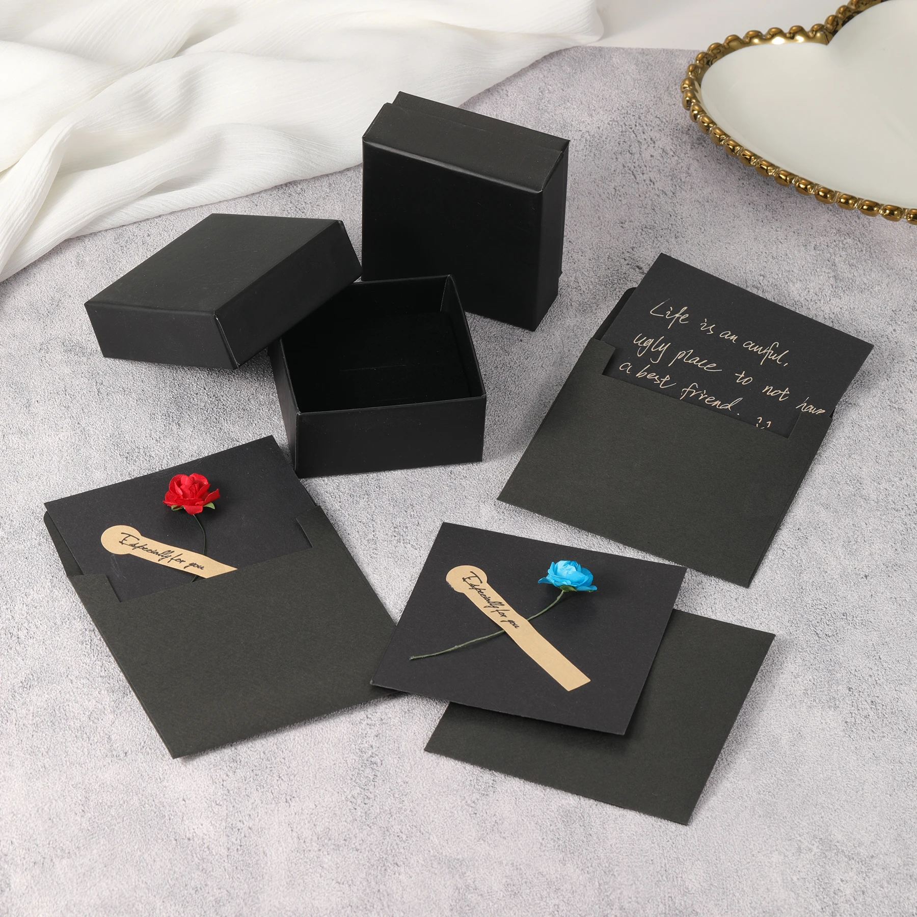 Colgante de corazón personalizado, collar con nombre de dos tonos personalizado, joyería con nombre de acero inoxidable, regalo del Día de San Valentín para novia