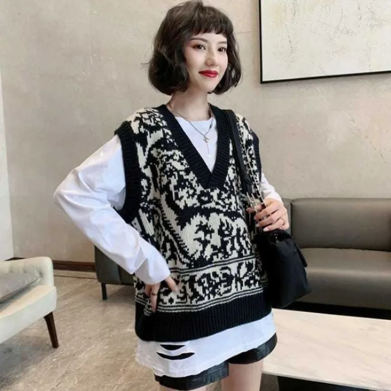 

Black Knit Vests for Women New in Formal Cheap Clothes Winter 2025 Waistcoat Classic Wear To Work Warm Jacquard Lady Sweaters